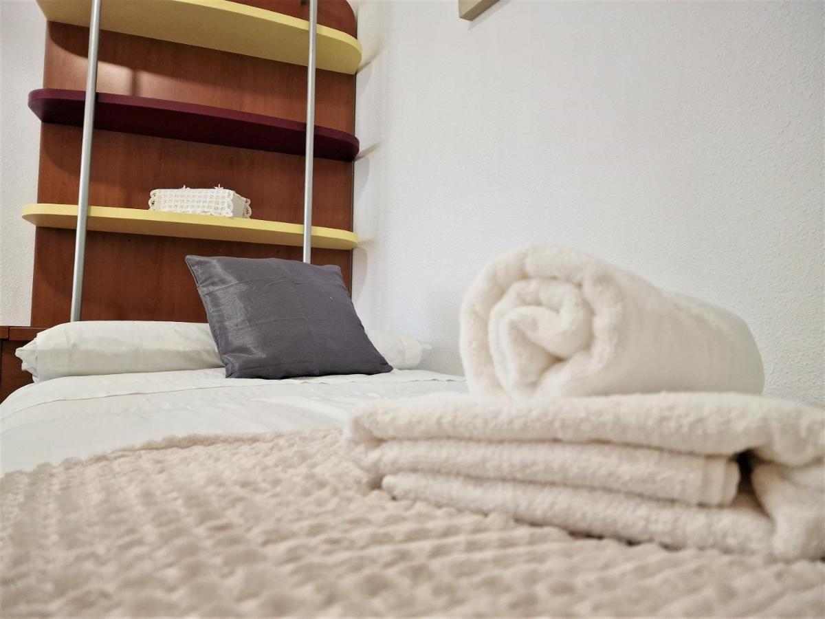 דירות קורדובה Ds Duplex Acera Del Rio, Parking Opcional מראה חיצוני תמונה